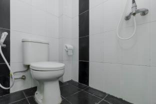 RedDoorz Plus @ Pasar Baru - Giacarta - 5