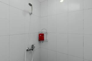 RedDoorz Plus @ Pasar Baru - Giacarta - 4