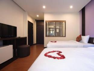 Tara Place Hotel Bangkok - Bangkok - 9