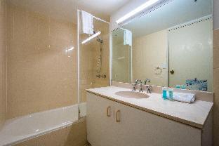 Breakers North Absolute Beachfront Apartments - Official - Gold Coast - 6