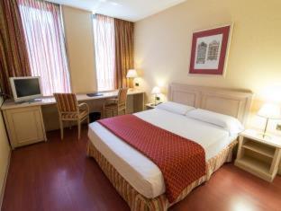 Sunotel Aston - Barcelona - 7