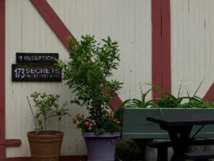 Secrets Hideaway - 1