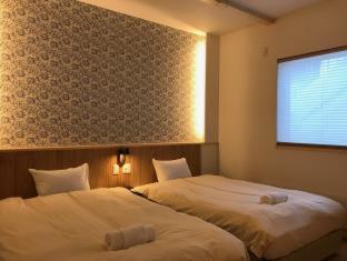 Tsuru Apartments - 6