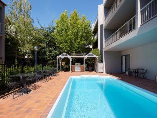 Pinnacle Apartments - Canberra - 6