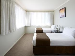 Pinnacle Apartments - Canberra - 2