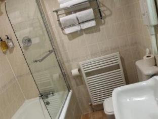Gatwick Cambridge Hotel - 5