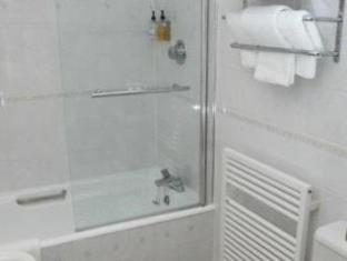 Gatwick Cambridge Hotel - 2