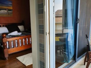 JUST-4-YOU! amazing sea views, WIFI, fully air-conditioned, king bed - Vincentia - 6