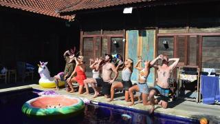 The Tipsy Gypsy Hostel - Canggu - 3