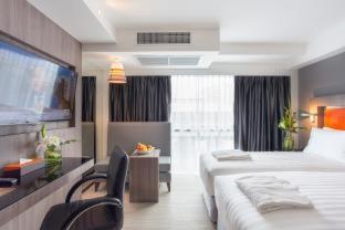 Grand 5 Hotel & Plaza Sukhumvit Bangkok - 4