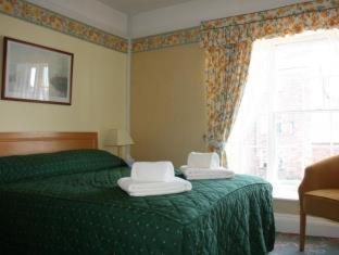 Yarn Market Hotel - Dunster - 9