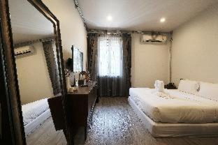 Iron32 Hotel - 8