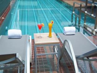 Amora NeoLuxe Suites Hotel - 9