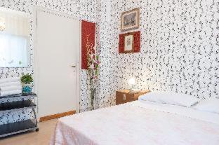 Guest House Train Station Venice - Atika & Atif - Mestre - 7