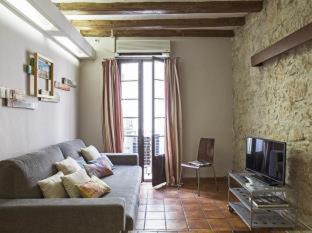 AinB Las Ramblas-Guardia Apartments - 5