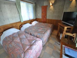 Buzz Resort - Onna - 1