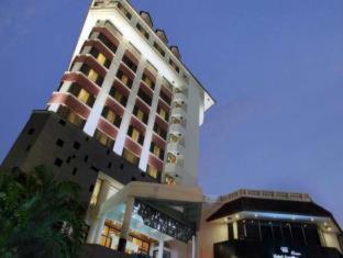 Hotel Santika Premiere Semarang - Semarang - 8