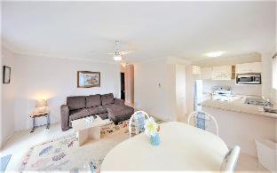 Red Star Palm Beach - Gold Coast - 9