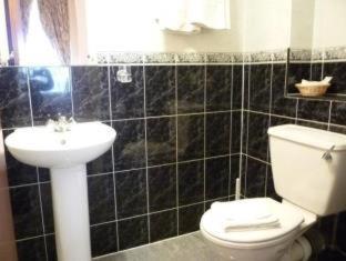 Avon Hotel - London - 7