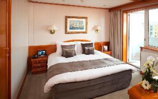 Sunborn London Yacht Hotel - 1