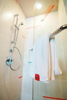 HARRIS Hotel Batam Center - 3