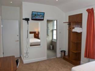Chelsea Guest House - 2
