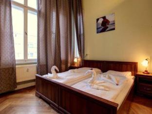 Hotel Pension Bernstein am Kurfürstendamm - Berlin - 8