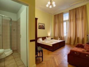 Hotel Pension Bernstein am Kurfürstendamm - Berlin - 6