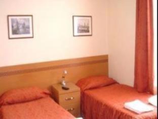 Carlton Hotel - 3