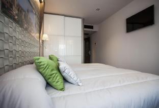 Hostal Barcelona - 7