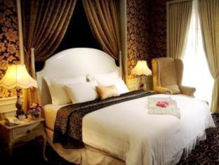 GH Universal Hotel Bandung - Bandung - 4