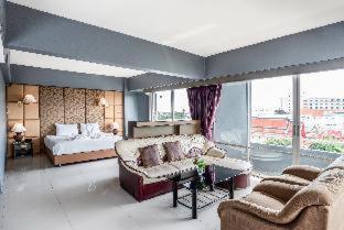 Ayothaya Riverside Hotel - 3