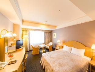 The Crown Palais New Hankyu Kochi - 8