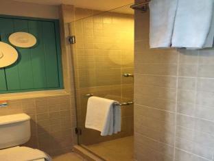 Sawasdee Hotel @ Sukhumvit Soi 8 - Bangkok - 8