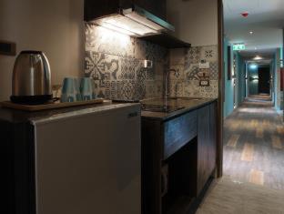 Tints of Blue Hotel - 1