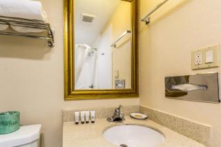 Countryside Suites Kansas City Independence I-70 East Sports Complex Hotel - Independence - 6