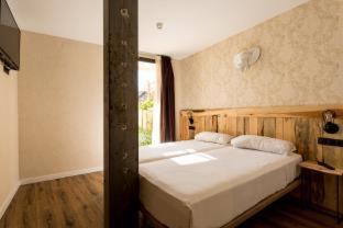 Black Swan Hostel Sevilla - 8