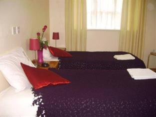 Stansted Airport Lodge - 4