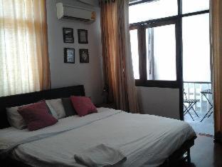 House 23 Guesthouse - 4