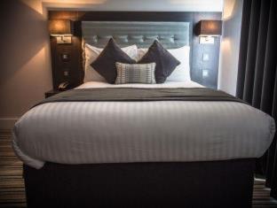The W14 Kensington - London - 1
