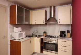 MH Apartments Ramblas - Barcelona - 9