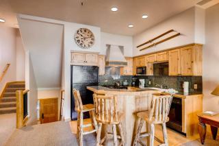 Foxglove Condos - 1