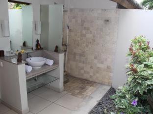 Balinea Holiday Home - 8
