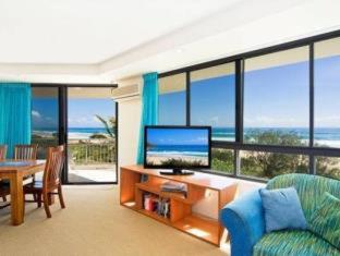 Oceanside Resort - Absolute Beachfront Apartments - Gold Coast - 6