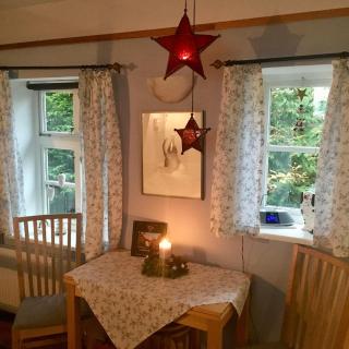 Kleines Haus am Hafen - ruhig und grün am Ortsrand - Prerow - 3
