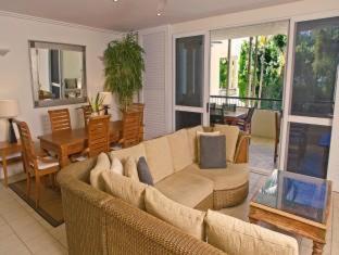 Mandalay Luxury Beachfront Apartments - Port Douglas - 7