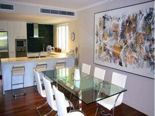 Mandalay Luxury Beachfront Apartments - Port Douglas - 2