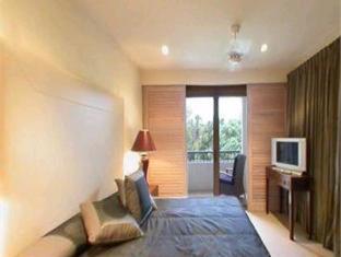 Mandalay Luxury Beachfront Apartments - Port Douglas - 1