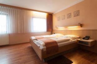 Hotel Rothenburger Hof - 3