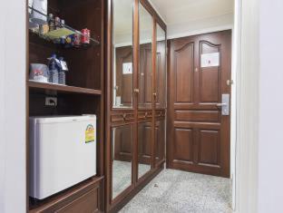Majestic Suites Hotel - 7